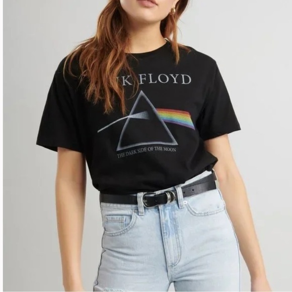 Garage Tops - Garage Pink Floyd Crew Neck Relaxed Fit Graphic T-Shirt Black